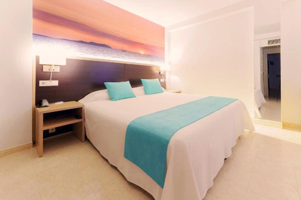 Hotel Orosol By Typic Hotels San Antonio  Exteriér fotografie