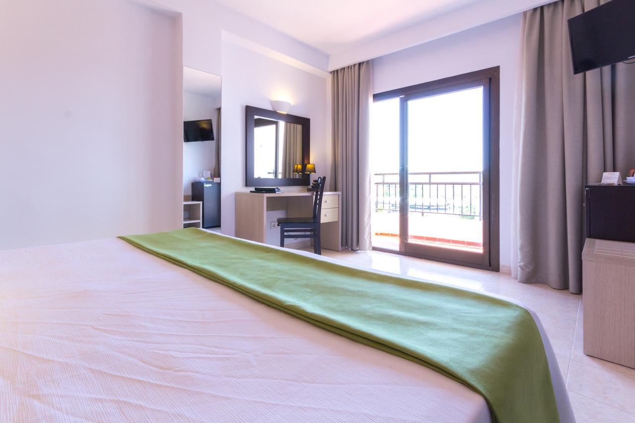 Hotel Orosol By Typic Hotels San Antonio  Exteriér fotografie